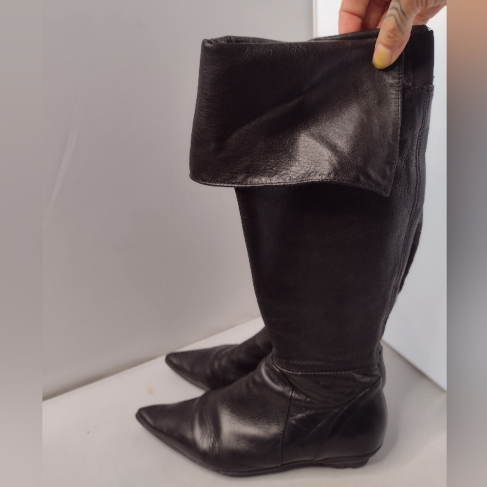 Joy & Peace Black Leather Knee Italy 36 Equestrian Flat Point Toe Fold Over W